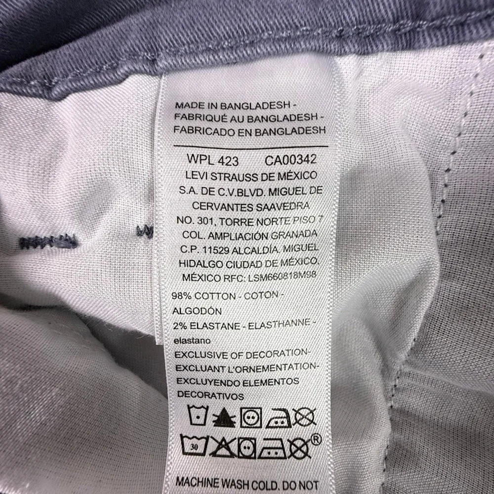 Signature by Levi Strauss Mens Athletic Fit Chinos Gray 34x34 Stretch Zip Pocket